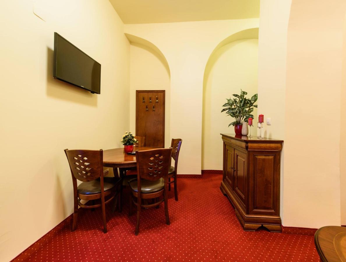 Apartament Baroc Timişoara Eksteriør bilde