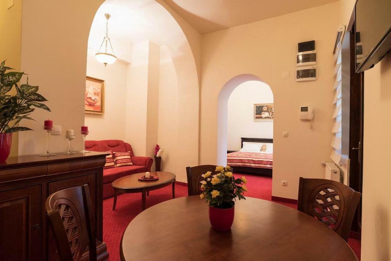 Apartament Baroc Timişoara Eksteriør bilde